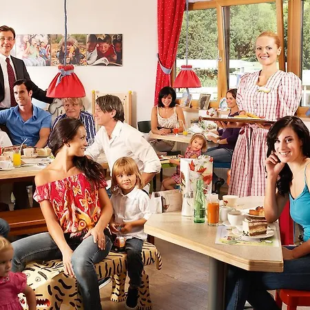 Landzeit Motor-hotel Hotel 2*